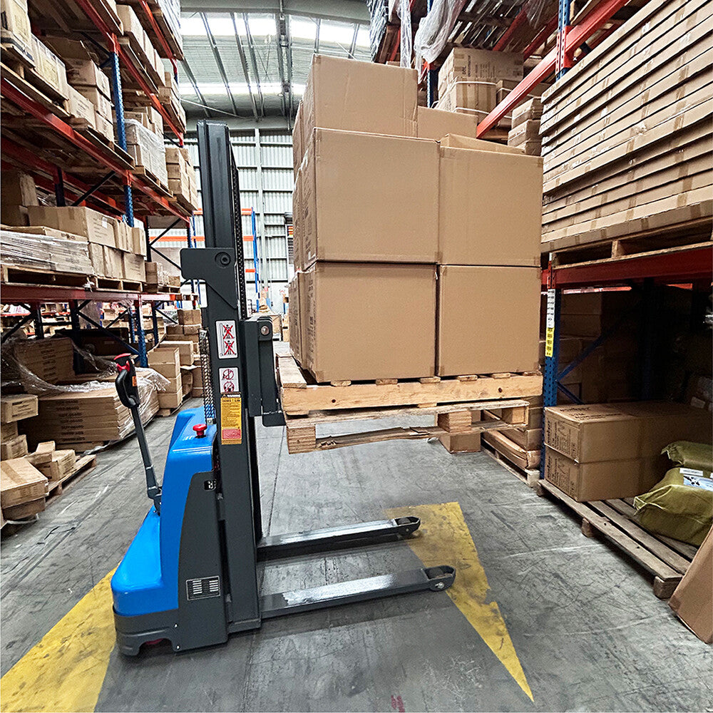 Battery-powered walkie stacker with 2.5m lift height and 1500kg load capacity. Ideal for efficient material handling in warehouses, featuring ergonomic design, easy maneuverability, and high lifting performance.