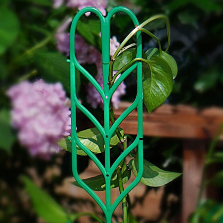 Green metal trellis for climbing indoor plants, leaf-shaped, rust-resistant, 35.5 cm high