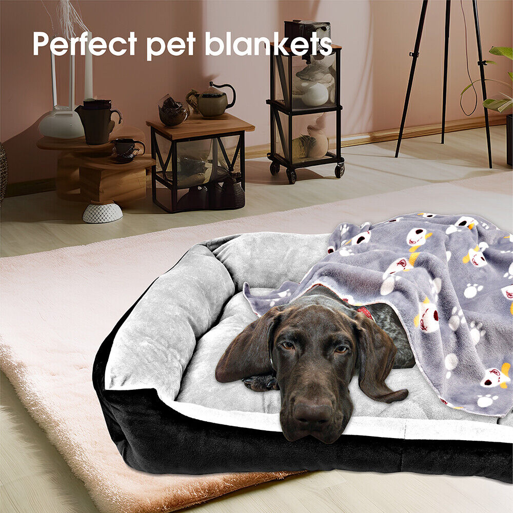 Vaka Dog Calming Bed in L, XL, XXL sizes, showcasing included free blankets and plush dog toy for the ultimate pet comfort.