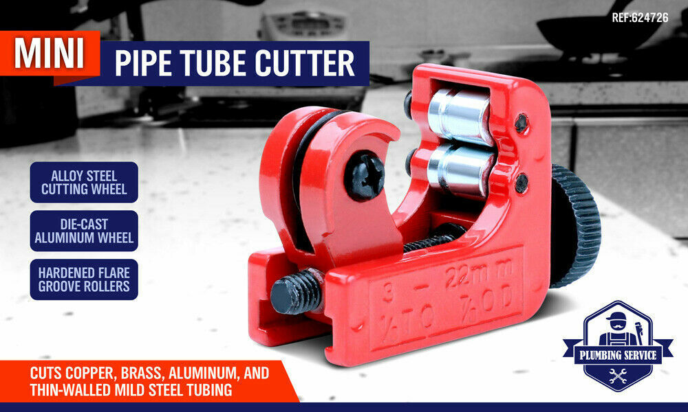 Mini Pipe Tube Cutter designed for cutting copper and PVC in confined spaces. Features quick adjustment and robust, stable construction. Ideal for plumbers, refrigeration, and auto HVAC tasks. Dimensions: 62x21.5x38mm, weight: 68g